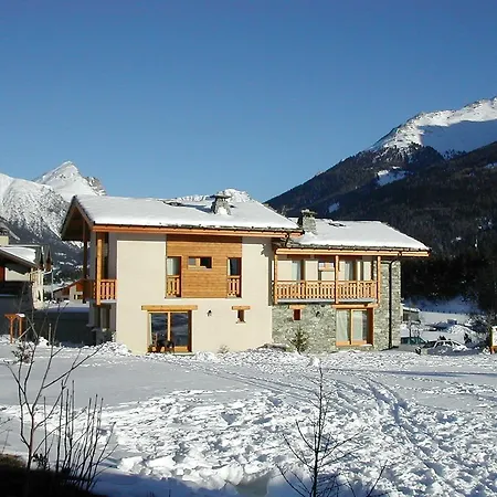 شاليه Chalet Antramis